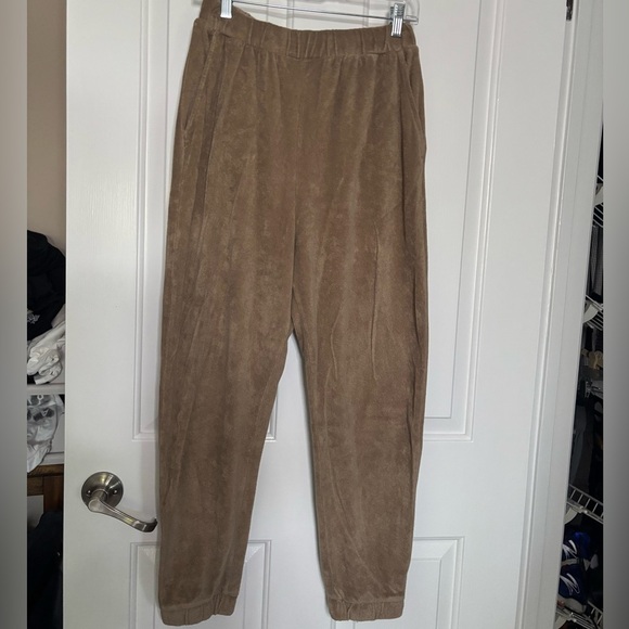 Zara Pants - EUC ZARA women’s light camel color terry cloth Jogger Pants size m